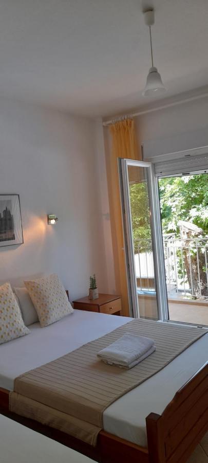 Akrogiali Apartments Paralía Skotínis Esterno foto