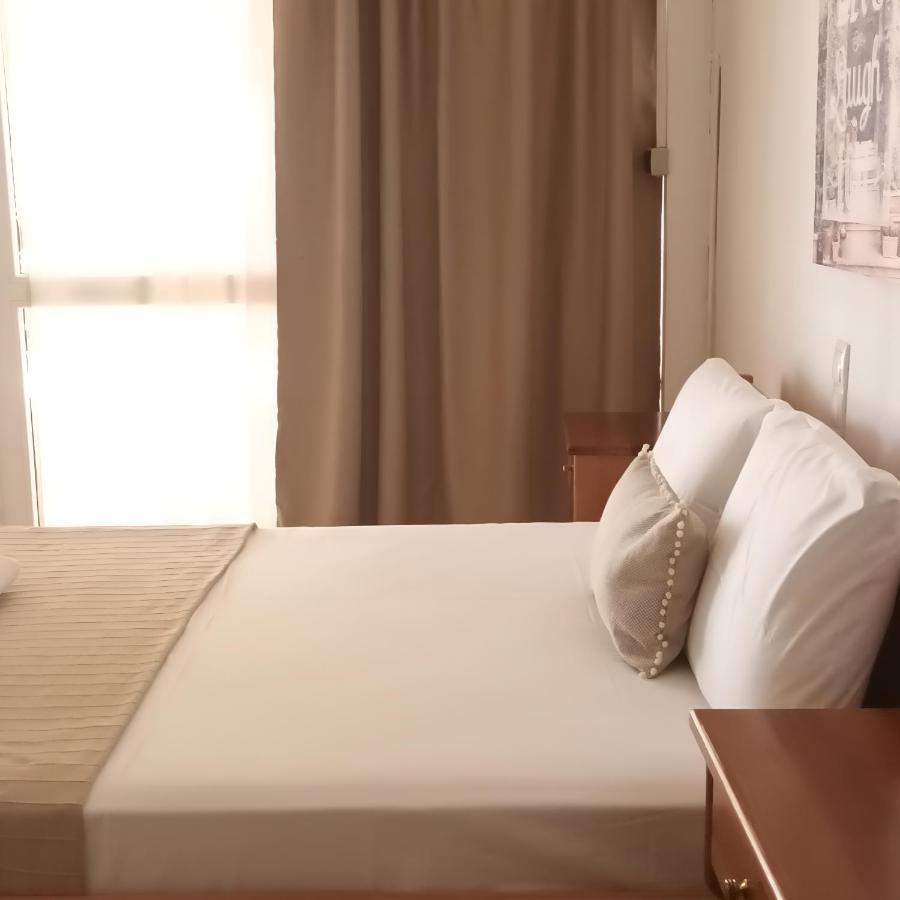 Akrogiali Apartments Paralía Skotínis Esterno foto