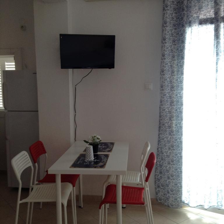 Akrogiali Apartments Paralía Skotínis Esterno foto